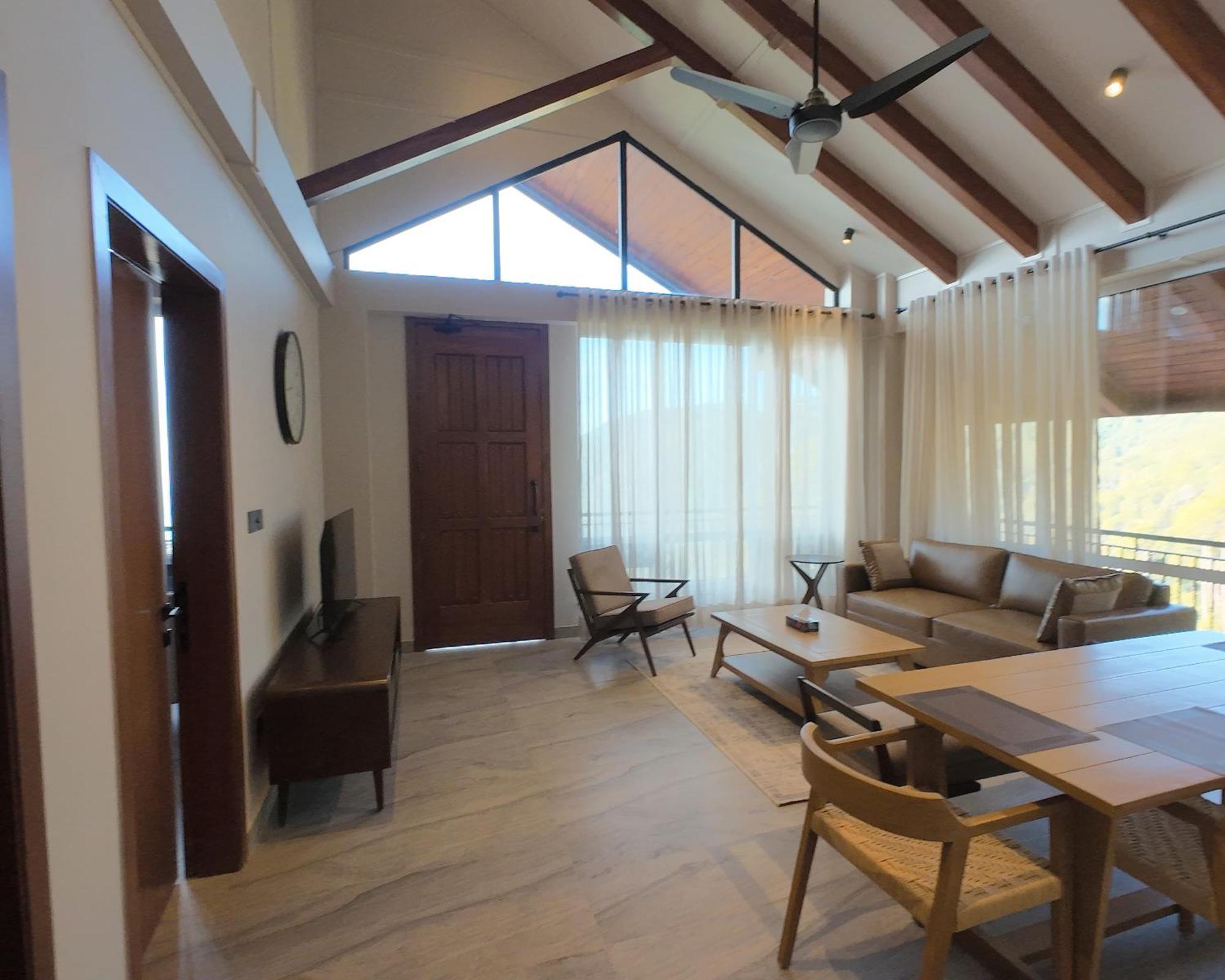 Le' Nest Residences Patriata Extérieur photo